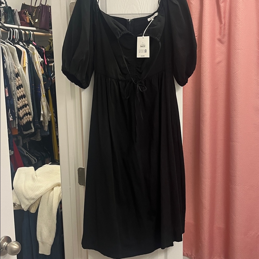 Black Puff Sleeve Midi Dress with NeckTie and pockets - Picture 2 of 4